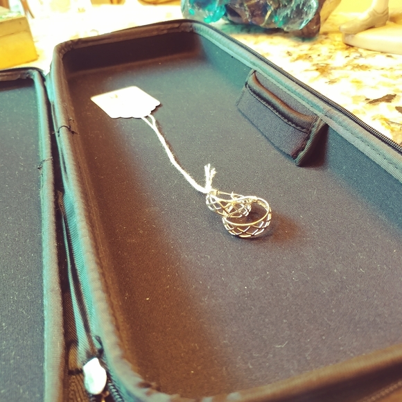 Sterling Hoop Earings - Picture 3 of 4